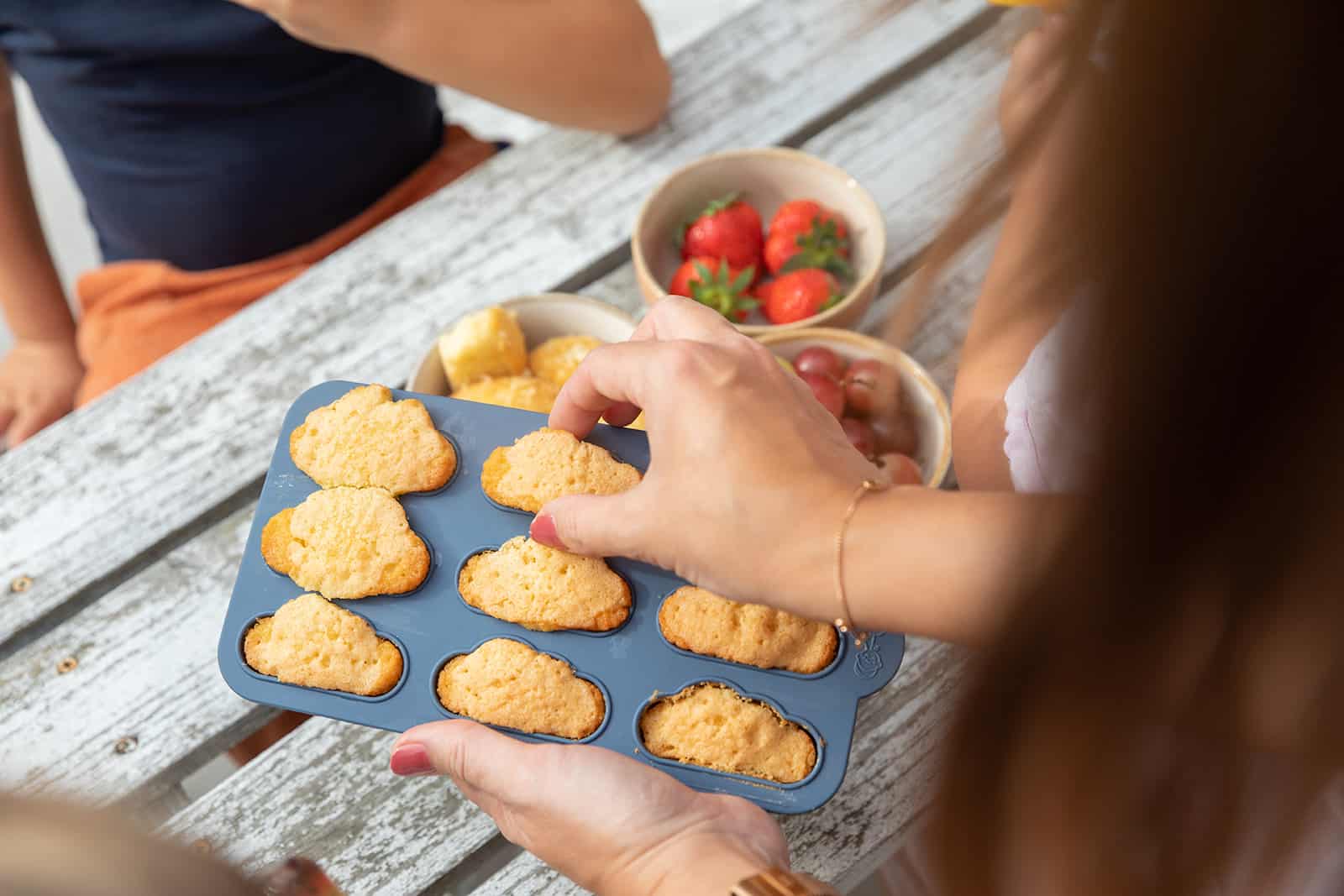 How much should my kid be eating? Let’s talk about creating a healthy relationship with food. Practical guide for ages 1 to 5